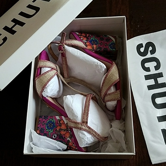 Schutz sandals, 4" floral silk heel. - Picture 6 of 8